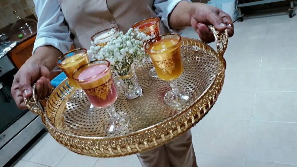 شاي وقهوه